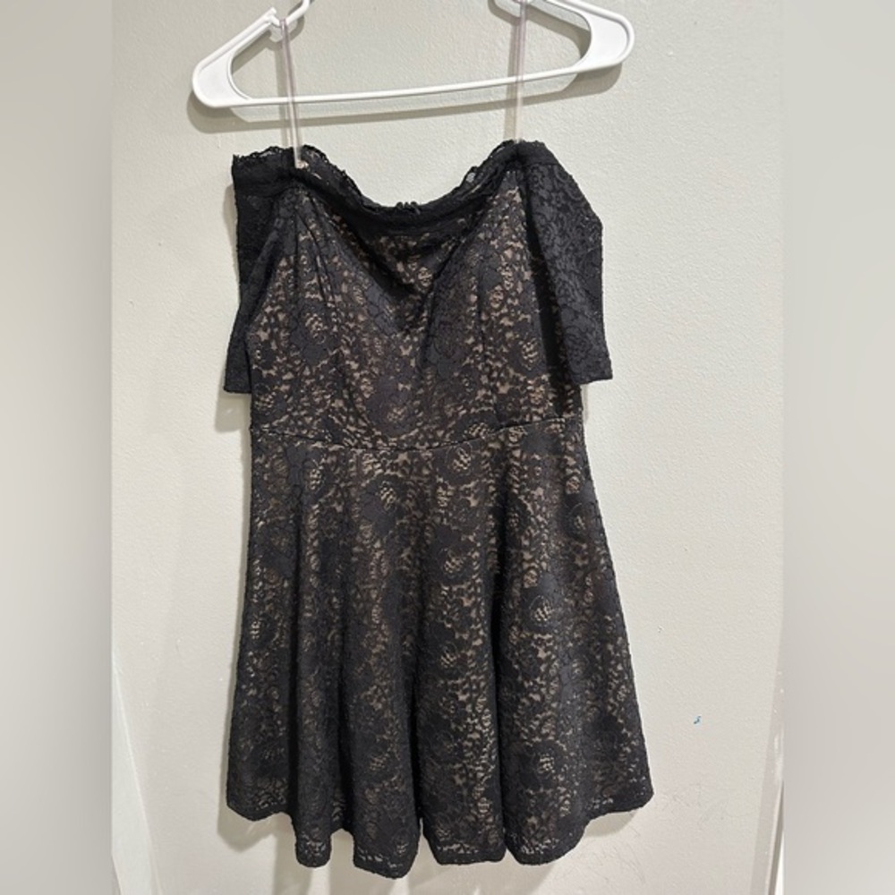 Lace off-shoulder dress